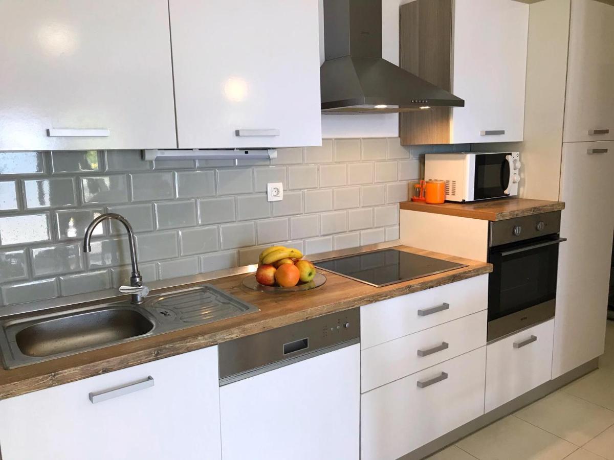 Superior Apartman Vujevic, Duće エクステリア 写真